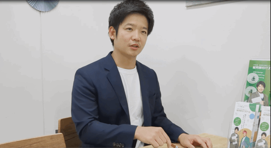 代表 岩松奎介